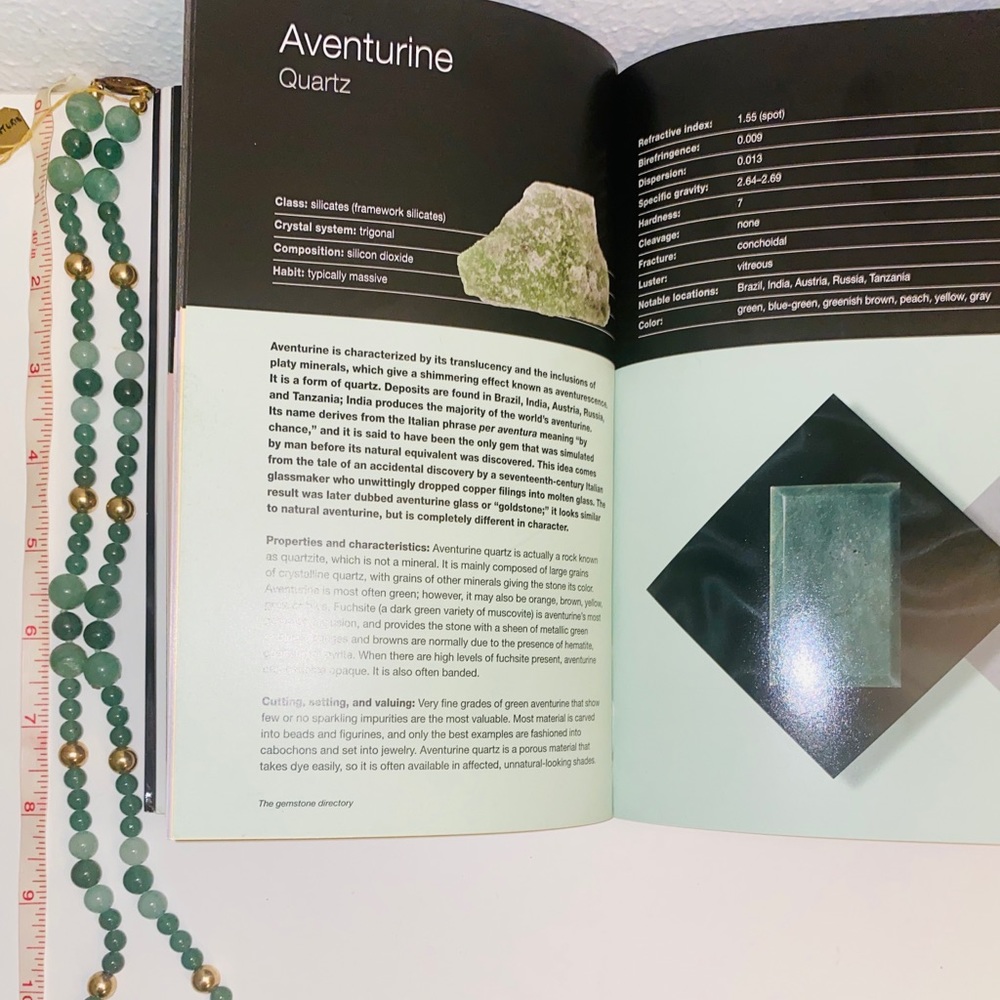 Vintage Adventurine necklace from River Oaks, TX!